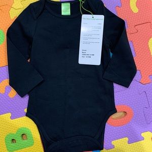 NWT Peekaboo Beans Black onesie
